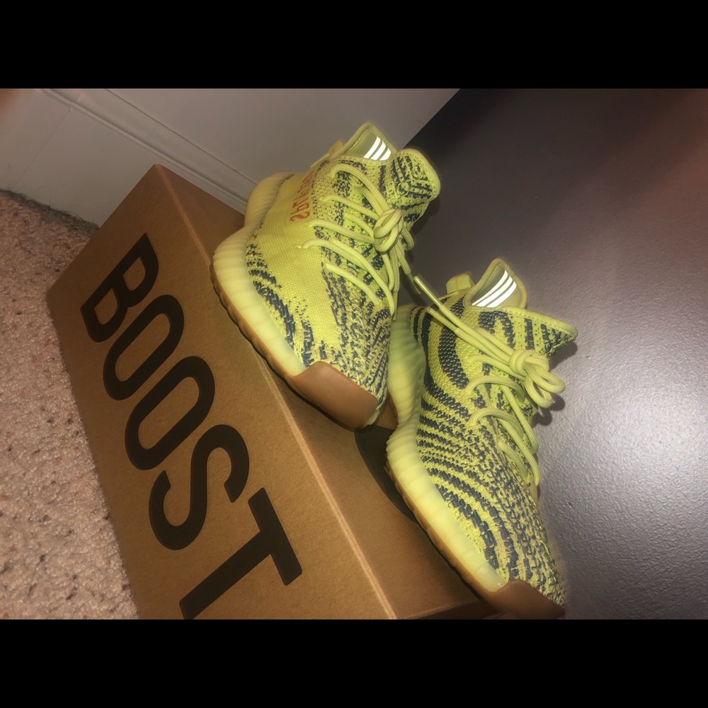 Yeezy Frozen Yellow Size 12 - Worn 5 times